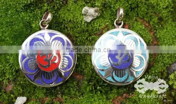 Flower Pendant