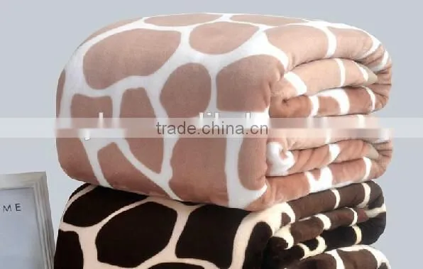 Most Popular Colorful Giraffe Print Flannel Blanket photo-3