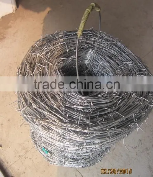 Strong Steel Hand Handle Barbed Wire Factory Barbed Fence Wire photo-3