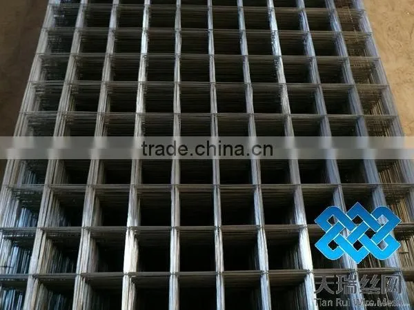 High Quality of Galvanized and Black Steel Welded Wire Mesh Panel photo-5