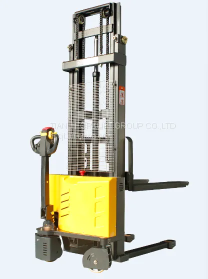 Forklifts photo-2
