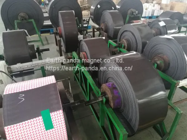 Rubber Magnet With Self-adhesive;Adhesive Backed Magnetic Rubber Sheet;Flexible Adhesive Magnet Sheet photo-4