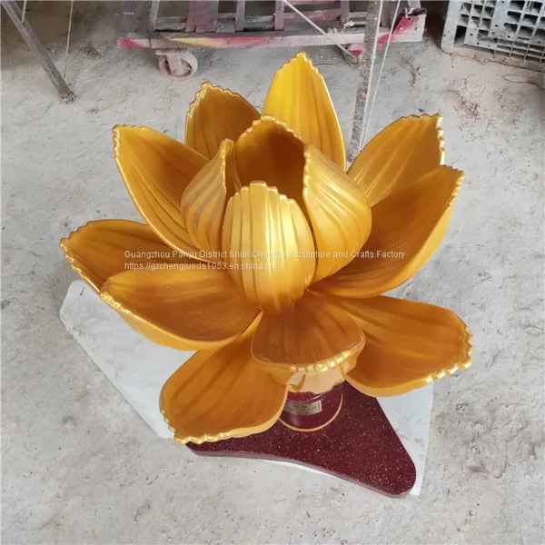 Customized Golden Lotus photo-2