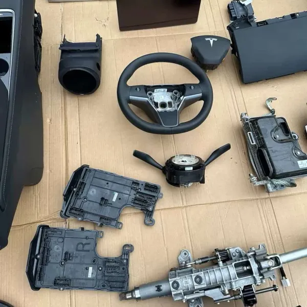 Genuine Salvaged Parts for Tesla Model 3/Model Y photo-2