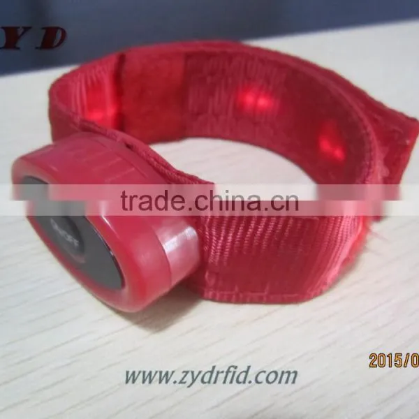 2015 New Product 13.56mhz Rfid Wristband Silicone Nfc Wristband photo-2