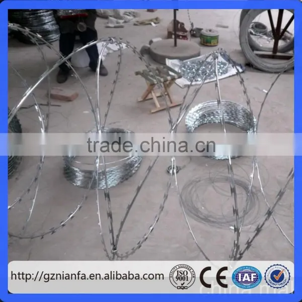 Galvanized Razor Wire Barbed Wire/cheap Galvanized Razor Barbed Wire Bto-22 30 Cbt-60 65(Guangzhou Factory) photo-2