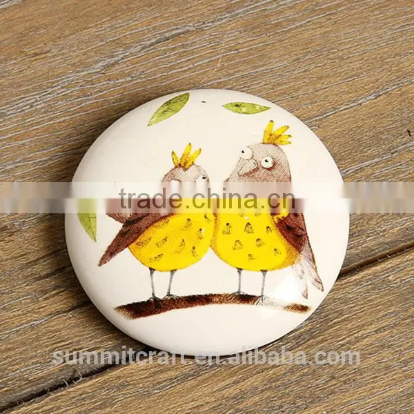Bird Pattern Round Shape White Ceramic Fridge Magnet photo-2