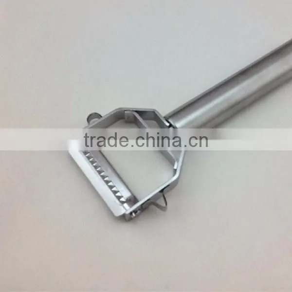 Good Quality Kitchen Tool Vegetable Julienne Peeler photo-4