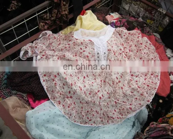 Chinese Good Quality Wholesale Used Clothes and Shoes photo-3
