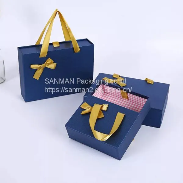 Golden Jewelry Packaging Gift Box photo-4