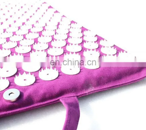 White Round Spike Without Glue & 17 mm Foam Core Inside the Acupressure Shakti Mat photo-2