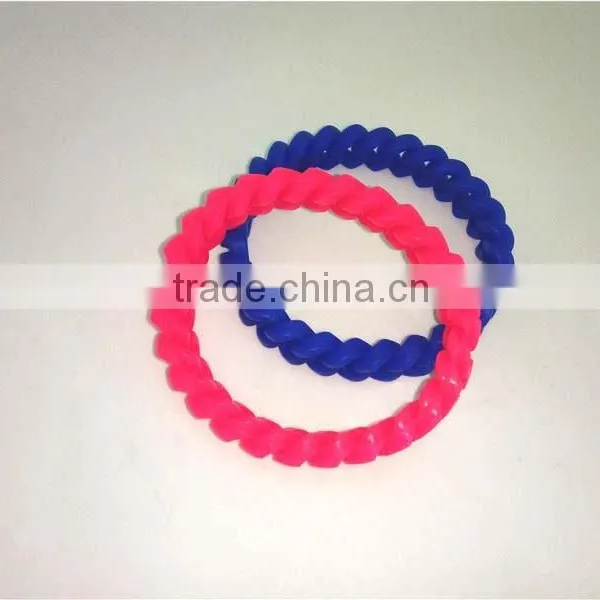 2016 Best Design Rubber Handwrist Personalized Solid Silicon Bracelet photo-4