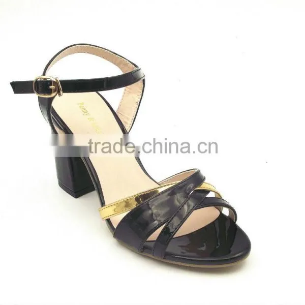 Color Matching Thick Heel Italian Leather Middle Heel Sandals Ladies Gold With Black photo-2