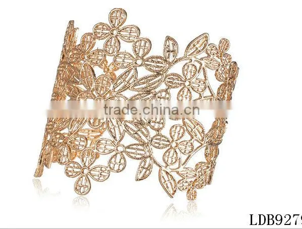 Gold Hollow Flower Women Wide Cuff Bracelet photo-2