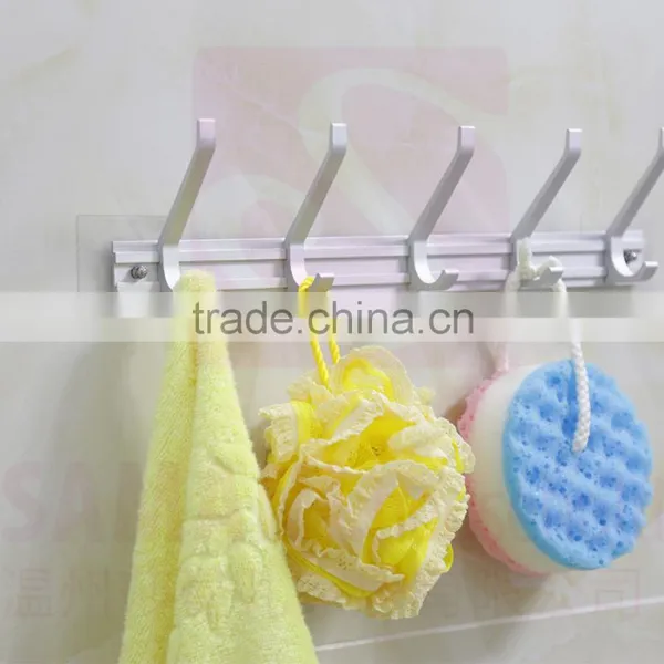 Hot Sale Multi-function Door Clothes Hanger 5 Hook No Nail Removable Hook