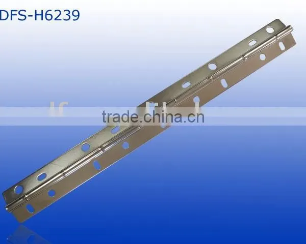 Piano hinge