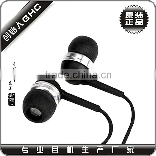 Braided Cable Earphone With Super Bass Sound Quality Free Samples Offered photo-5