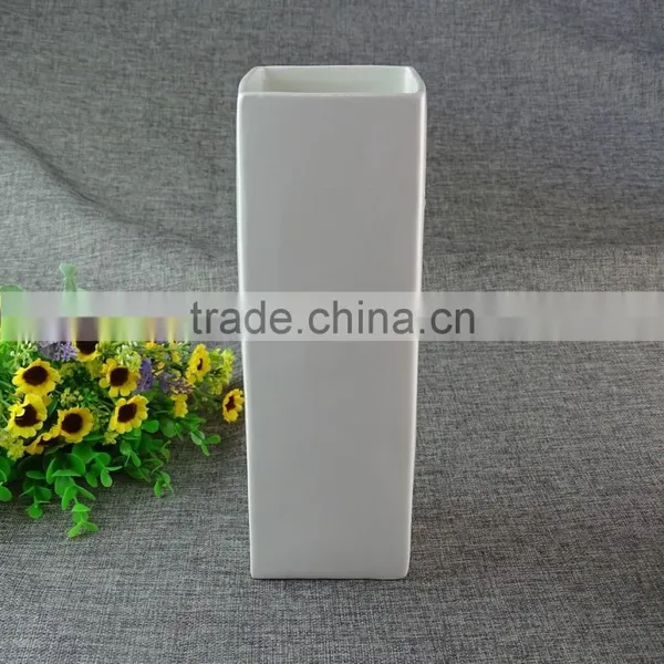 Stocklot Cheap Rectangular White Porcelain Flower Vase photo-2