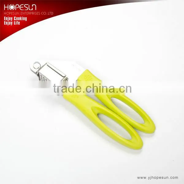 Popular Vegetable Tool Garlic Kitchen Gadgets Best Plastic Handle Garlic Press photo-3