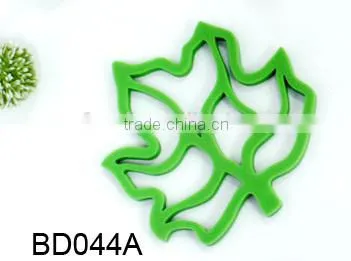 Peace Leaf Style Traditional Paper-cut Pot Cup Coaster Pad ,Random Color Delivery photo-2