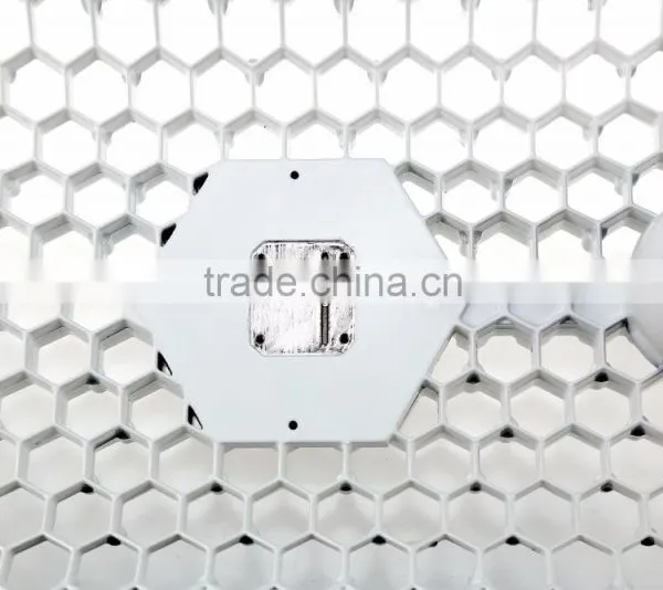 2016 Unique Honeycomb Design 30W Led Street Lamp Housing photo-2