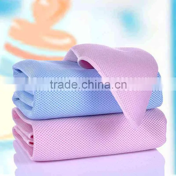 Wholesale China Market Summer Cool 3D Mesh Breathable Infant Contoured Changing Pad photo-2