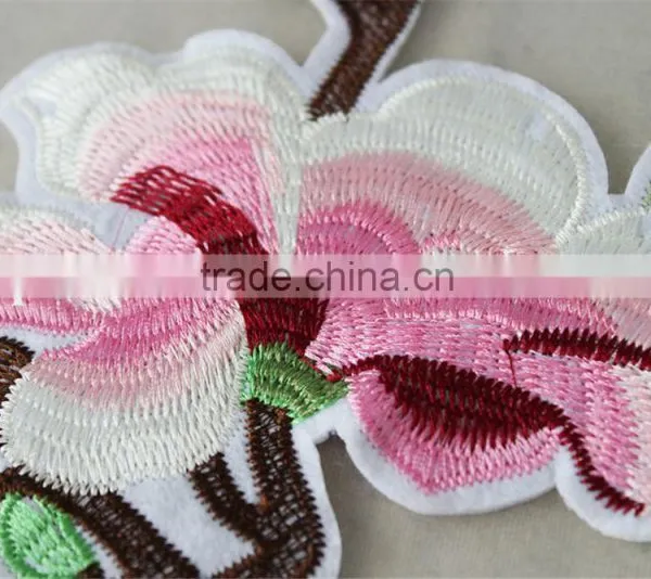 Beautiful Pink Color Wild Peach Flower Embroidery Patch Fashion Applique Polyester Logo Patches for Garment photo-4