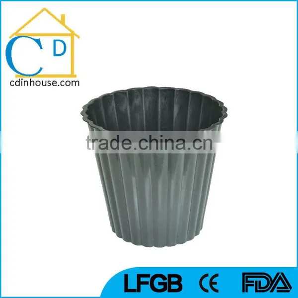Household Usage Eco-Friendly Feature Plastic Chatroom Loilet Dustbin photo-2