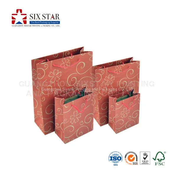 China Seller Customized Paper Gift Packaging Bags With Handmade Accessories photo-2