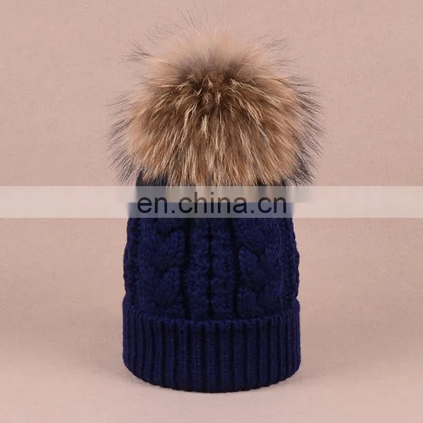 Jumbo Genuine Raccoon Fur Pom Balls Hats Knitted Twist Pattern Hats photo-3