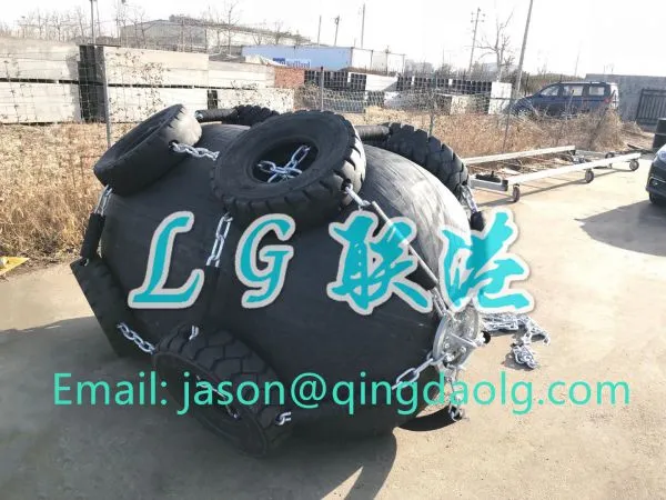 Ship Fender Pneumatic Marine Rubber Fender With Chain and Tire Net photo-3