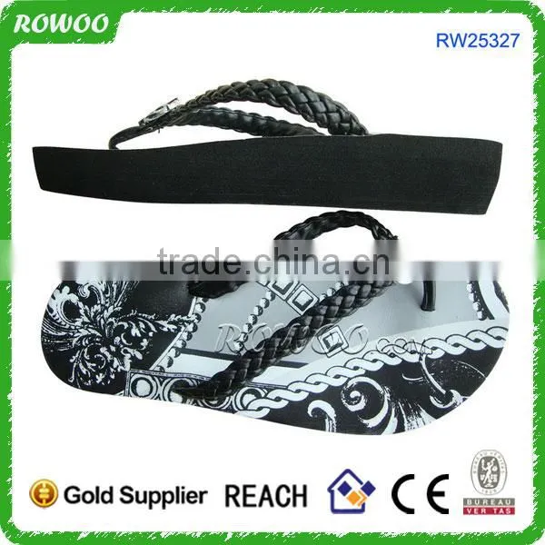Women's Black EVA Braid T-Strap Sandals photo-2