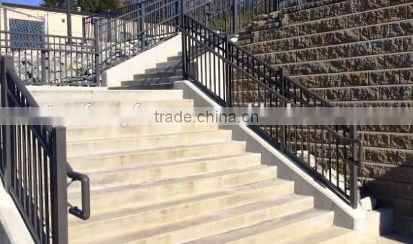 Top Quality Iron Steel Stair Railing photo-5