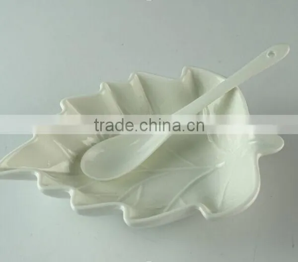 Wholesale White Ceramic Bowl, Cheap Salad Bowl,2 Soup Bowls 2 Spoons With Pvc Box photo-2