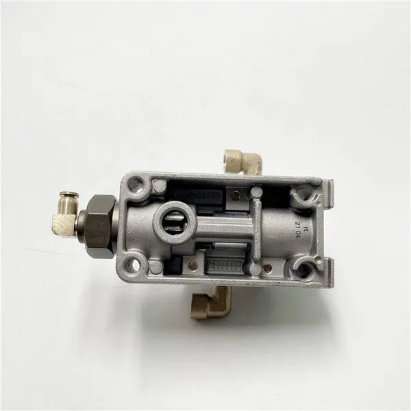 FAW Engine Spare Parts Transmission Valve Assembly 1702310A10S photo-2