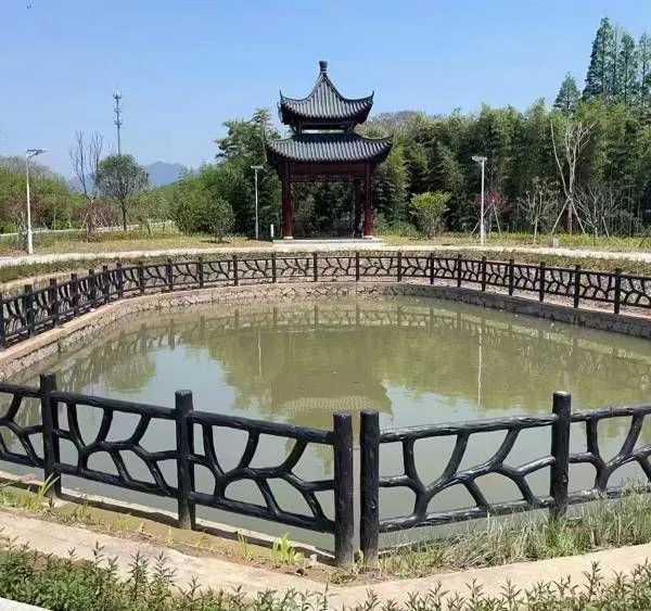 Cement Imitation Wood Fence, Imitation Vine Ancient Wood Bark Concrete Railing, for Scenic Spots, Bridges, New Rural Areas, Rivers, Fishponds photo-2