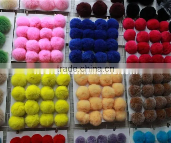 Hot Sale Raw Material Fur Ball Real Rabbit Fur Pom Pom Keychain photo-2