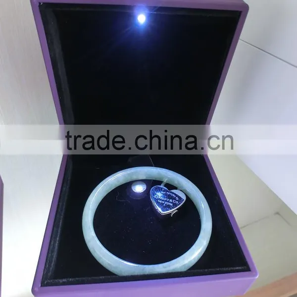 Luxury Varnished Bracelet Box Bangle Box Wedding Gift Set With LED Jewelry Wooden Box photo-4