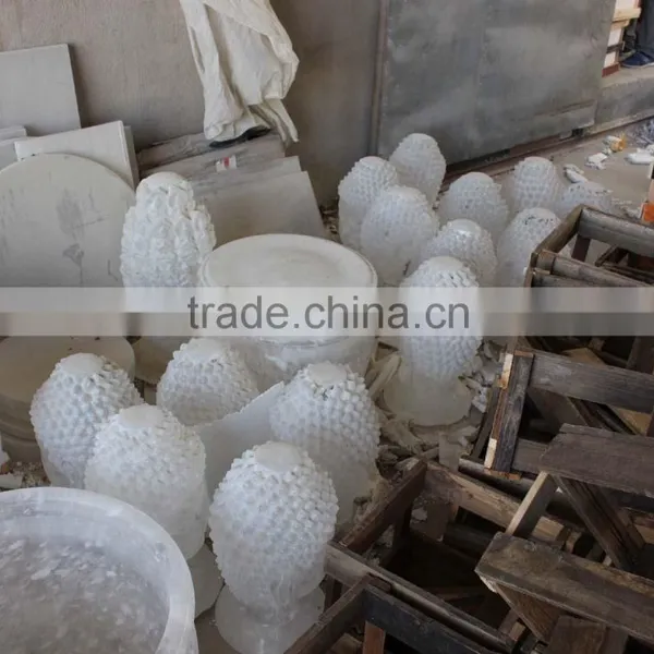 Cutomized Hand Carved Clear Melting Crystal Tables and Chairs photo-2