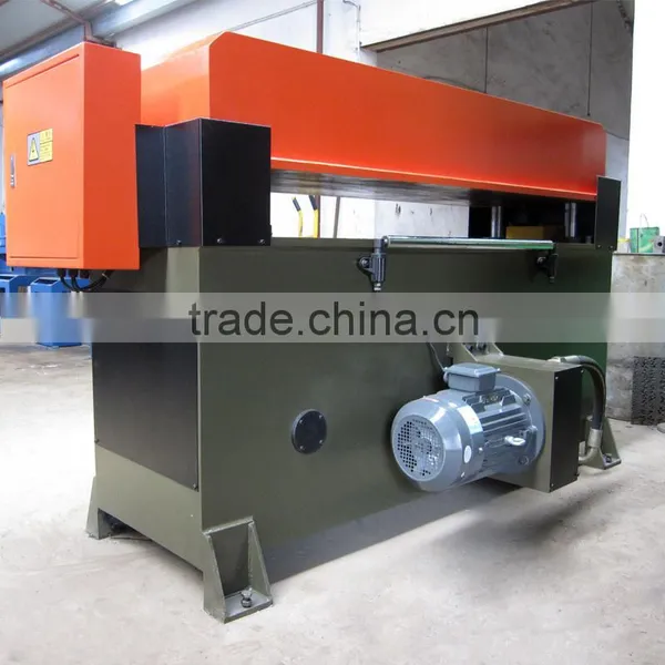 Automatic Hydraulic Cutting Machine for Rubber Footwear photo-2