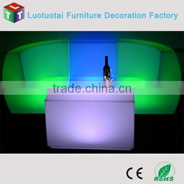 Remote Control Rgb 16 Color Changing Illuminated Nightclub LED Plastic Sofa photo-5