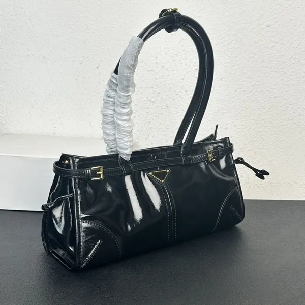 Original Wholesale Lady 1: 1 Mirror Women Designer Replica Online Store Famous Brand Luxury Classic Replicas Shoulder Bags Purse Leather Leisure Bag photo-3