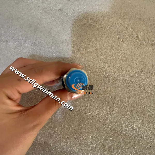Hyundai Sensor-Pressure-(100 Bar) 31Q4-40820 for Hyundai Excavator R140W-9