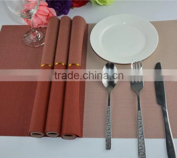 2015 New Arrival Light Color Red With Leige Placemat Fashion Adiabatic PVC Strip Weave Table Mat photo-3