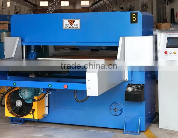 Hydraulic Automatic Gauze Sponge Press Cutting Machine photo-4