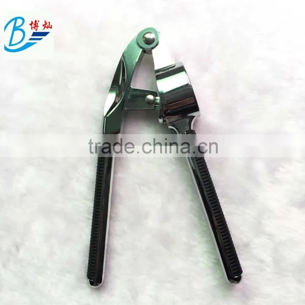 Hot Selling Zinc Alloy Garlic Press High Quality Garlic Press photo-2