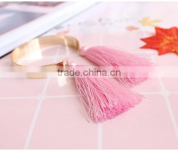 Gold Cuff Bangle With Pink Tassel Simple Tassel Cuff Bangle for Woman photo-4