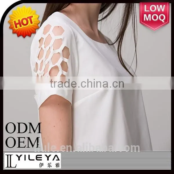 Contemporary Hand Work Blouse Designs With Short Sleeve photo-5