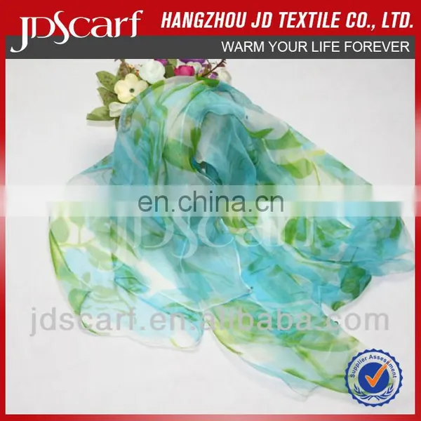 High Quality Spring Winter Fashion Silk Scarves Wholesale photo-2