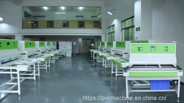 3 Stations Pvc Rubber 3d Patch Making Machine photo-4
